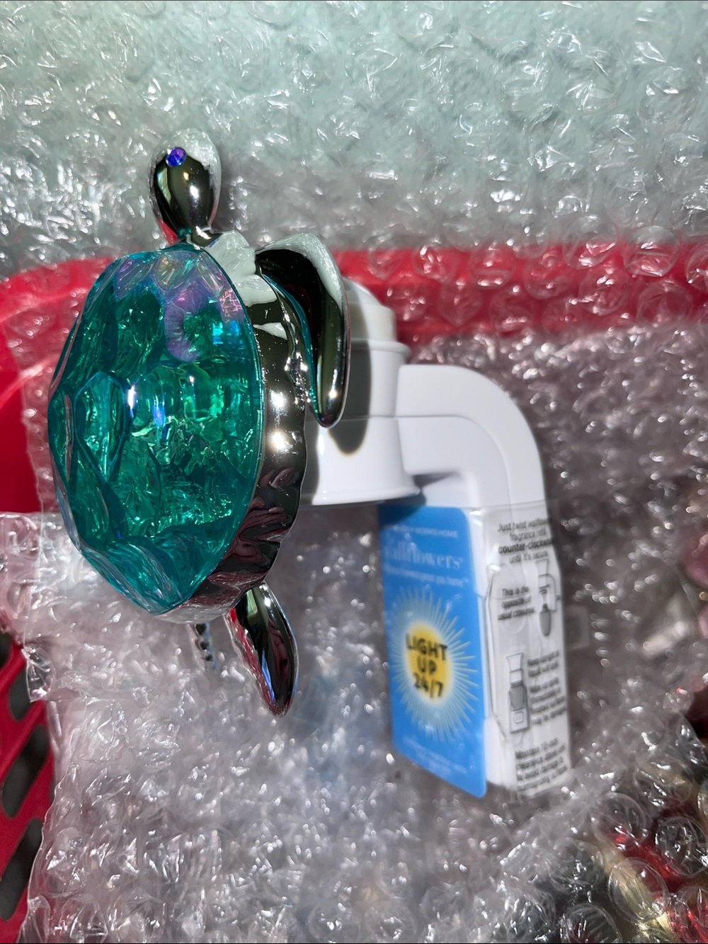 Wallflowers Light-Up Turquoise Sea Turtle Night Light - Picture 2 of 3